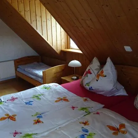 Tina's Hexenhausle Appartement